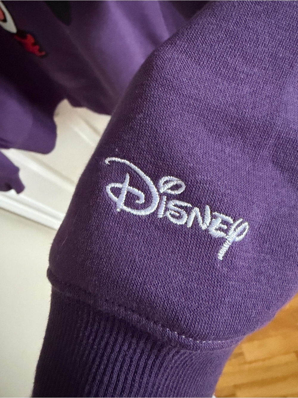 Goofy Sweater - Picture 3 of 7